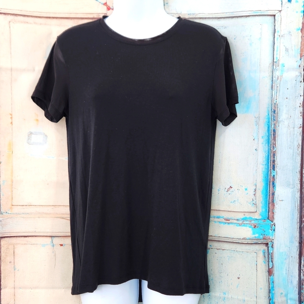 Athleta Sheer Sleeves T shirt